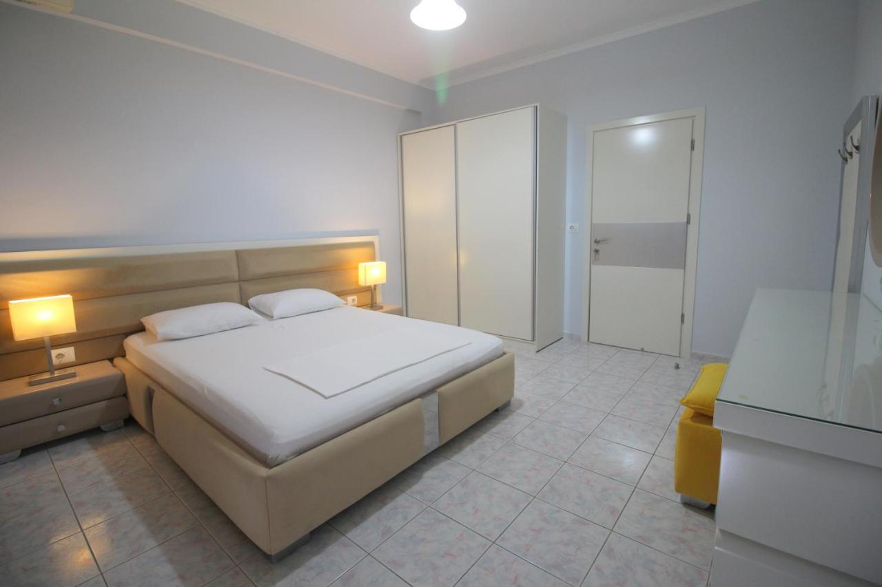 Murati Suites Sarandë 外观 照片