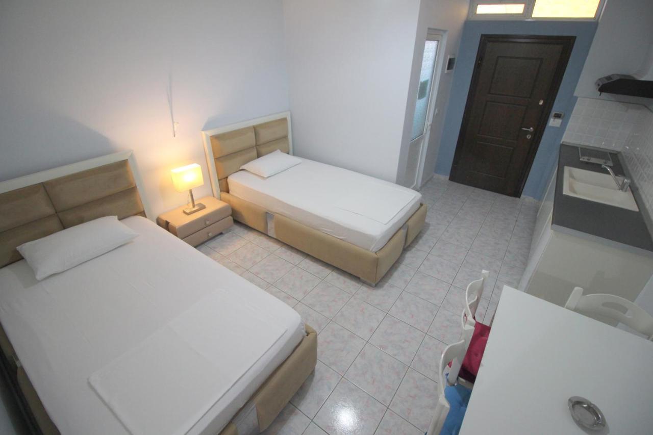 Murati Suites Sarandë 外观 照片