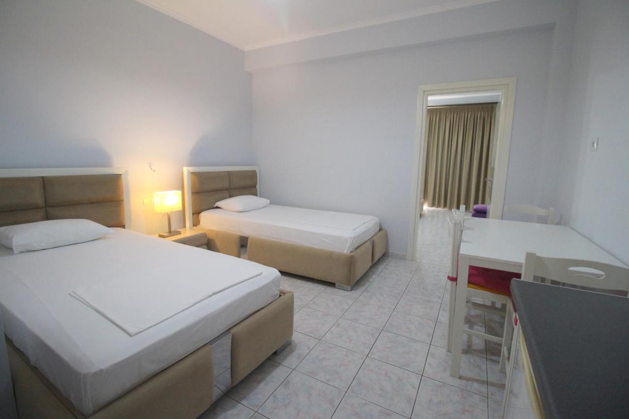 Murati Suites Sarandë 外观 照片