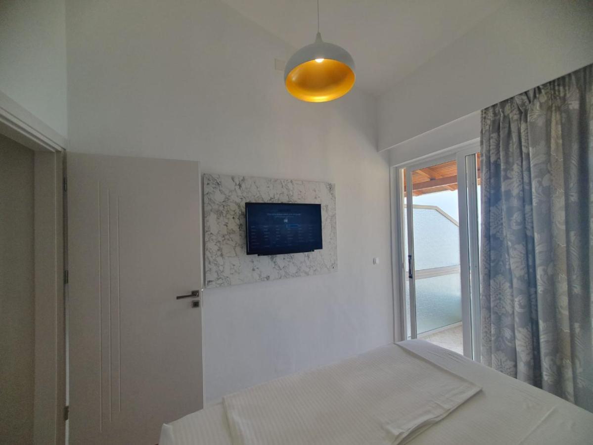 Murati Suites Sarandë 外观 照片