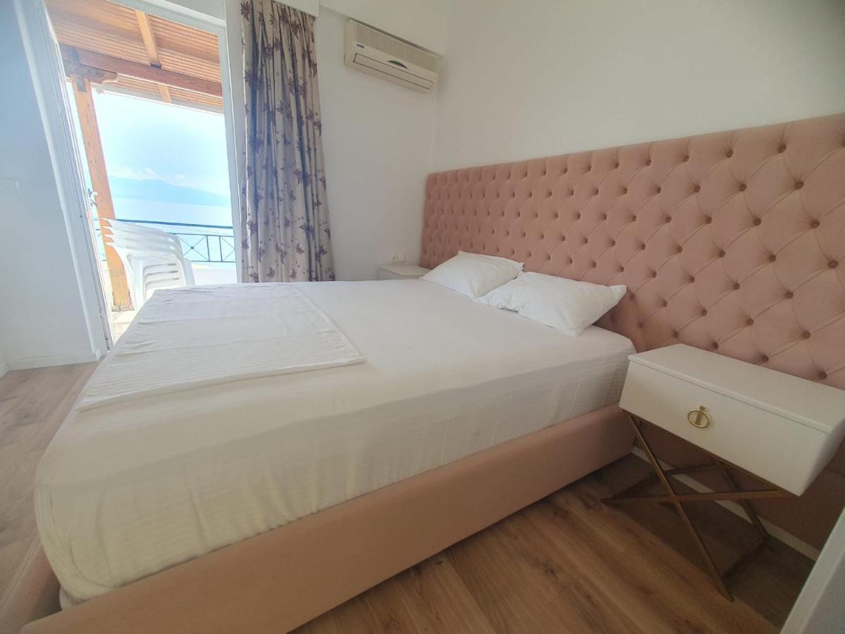 Murati Suites Sarandë 外观 照片